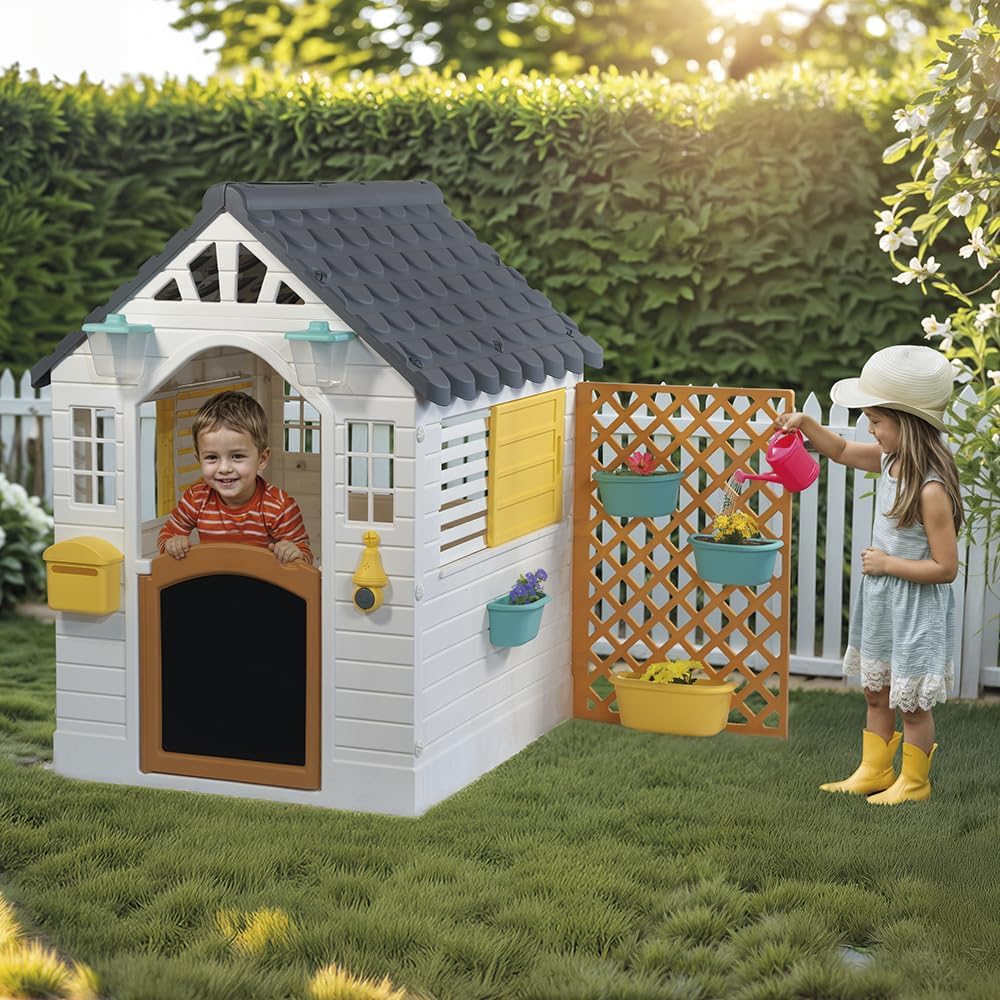 Garden Playhouse with Fence