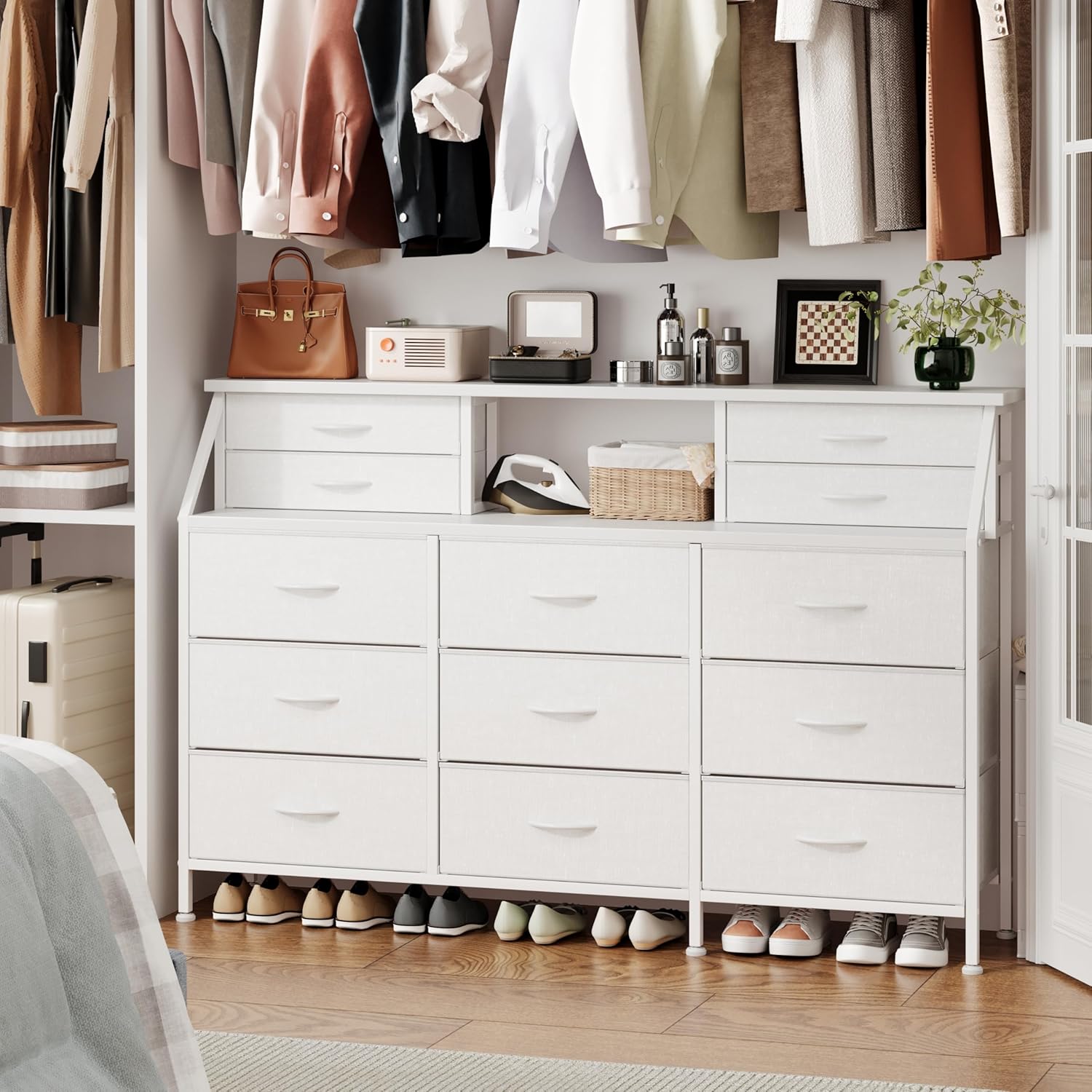 Dresser for Bedroom with 13 Drawers