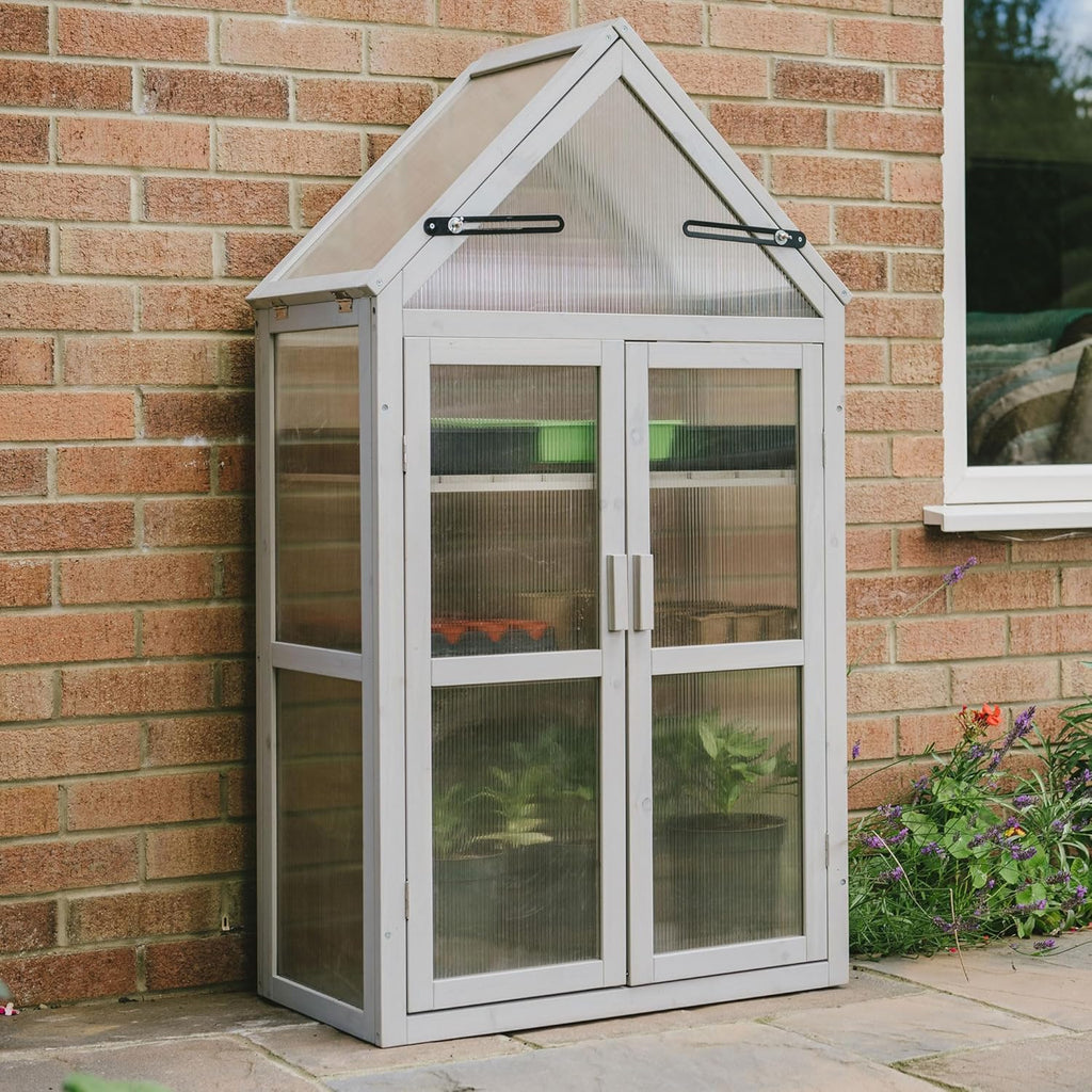 70200425 Grow House